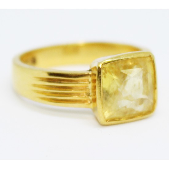 Yellow Sapphire Ring in 22k Gold 5.53ct 10gms
